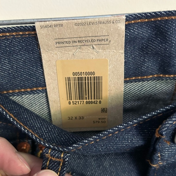 NWT Levi's 501 Dark Wash Jeans Size 32x33 - Picture 4 of 10